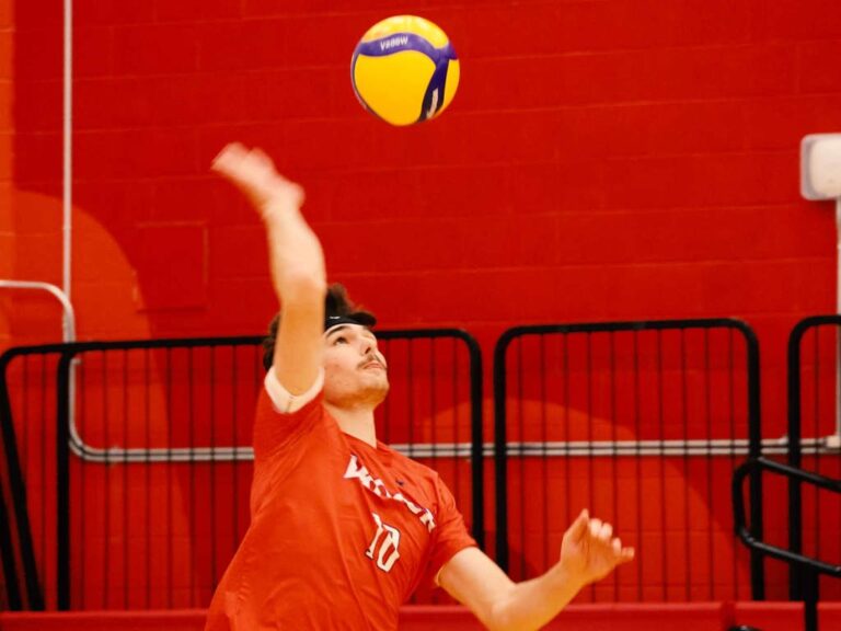 Badgers’ men’s volleyball team closes fall schedule with pair of home wins against Trent
