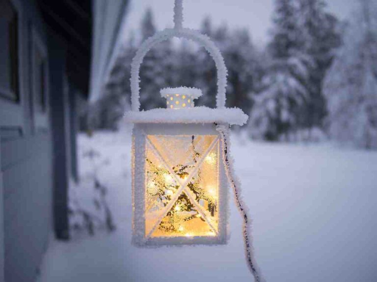 Celebrate the holidays with Let it Glow – A Celebration of Light