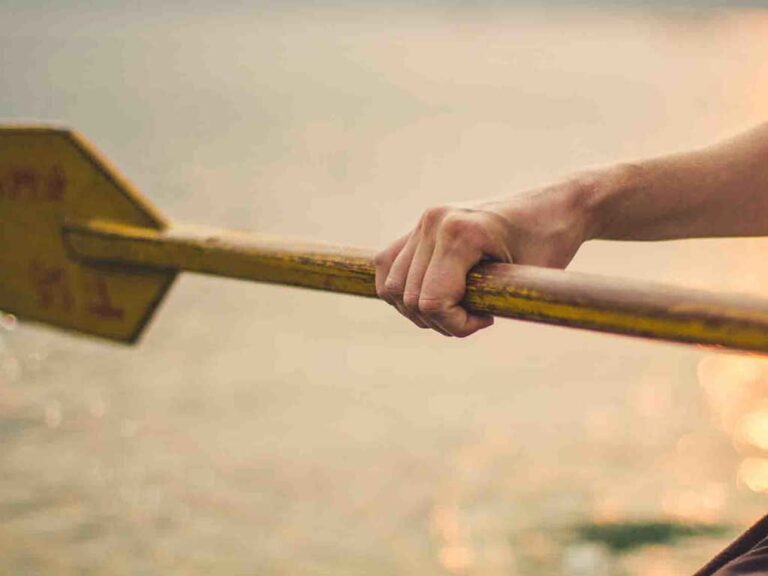 Badgers’ men’s rowing team wins third straight provincial title at OUA Rowing Championships