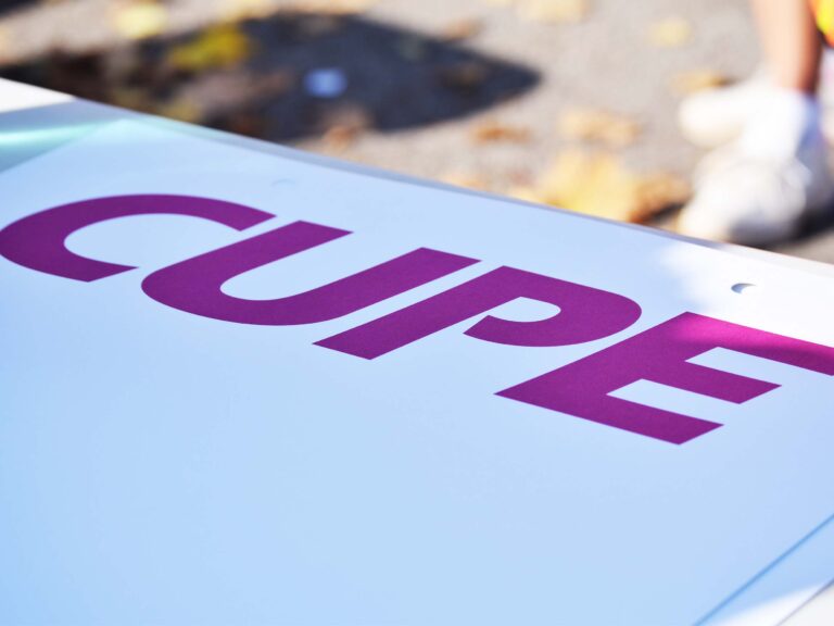 CUPE 4207 protests at Brock in solidarity with Clinical Nursing Instructors  